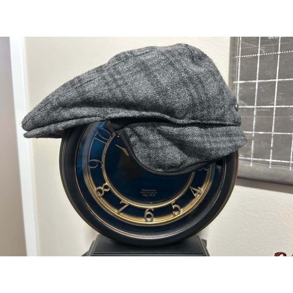 Stetson Other - Stetson All American Gray Plaid Wool Blend Driving Cap w Ear Flaps L/XL Newsboy